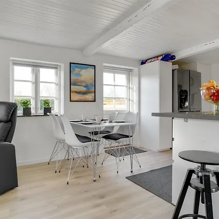 Leilighet Thessa - 900m From The Sea By Interhome