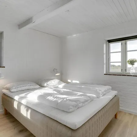Leilighet Thessa - 900m From The Sea By Interhome
